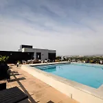 Le Rustique, Chic en Ville, BBQ/ Piscine