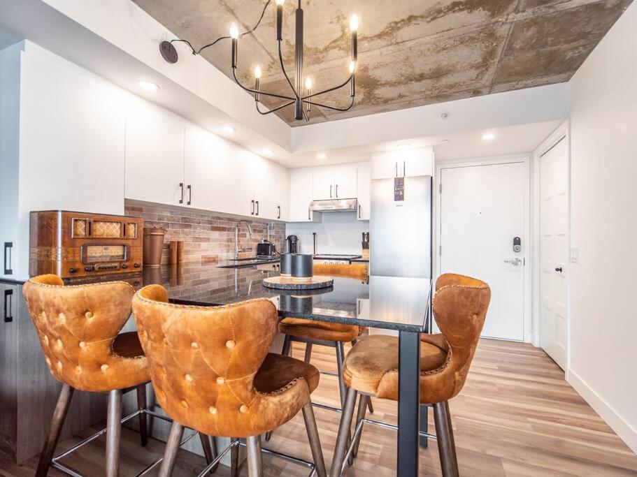 Le Rustique, Chic En Ville, Bbq/ Piscine Appartement *