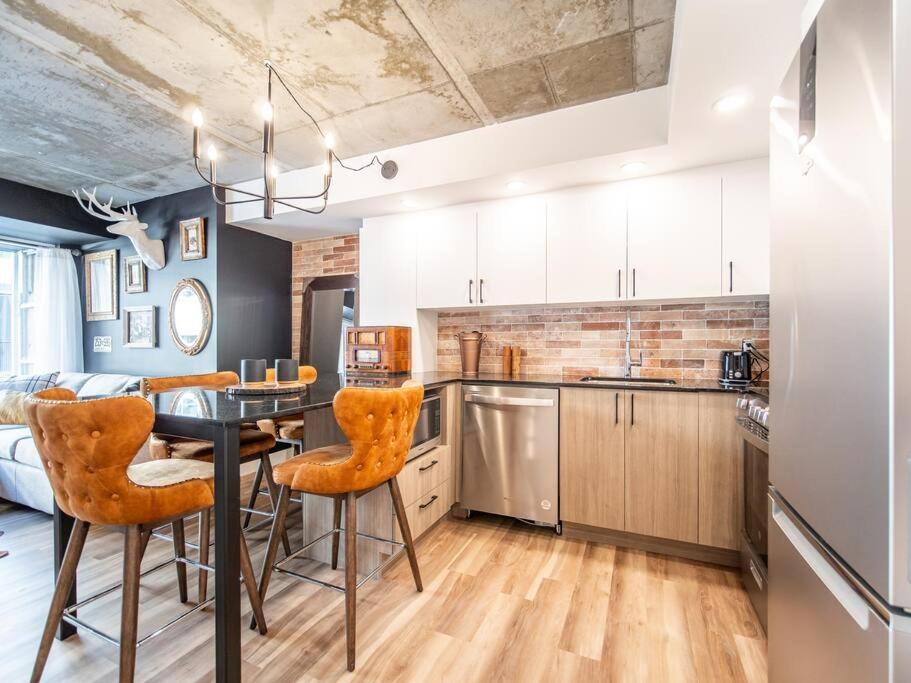Appartement Le Rustique, Chic En Ville, Bbq/ Piscine
