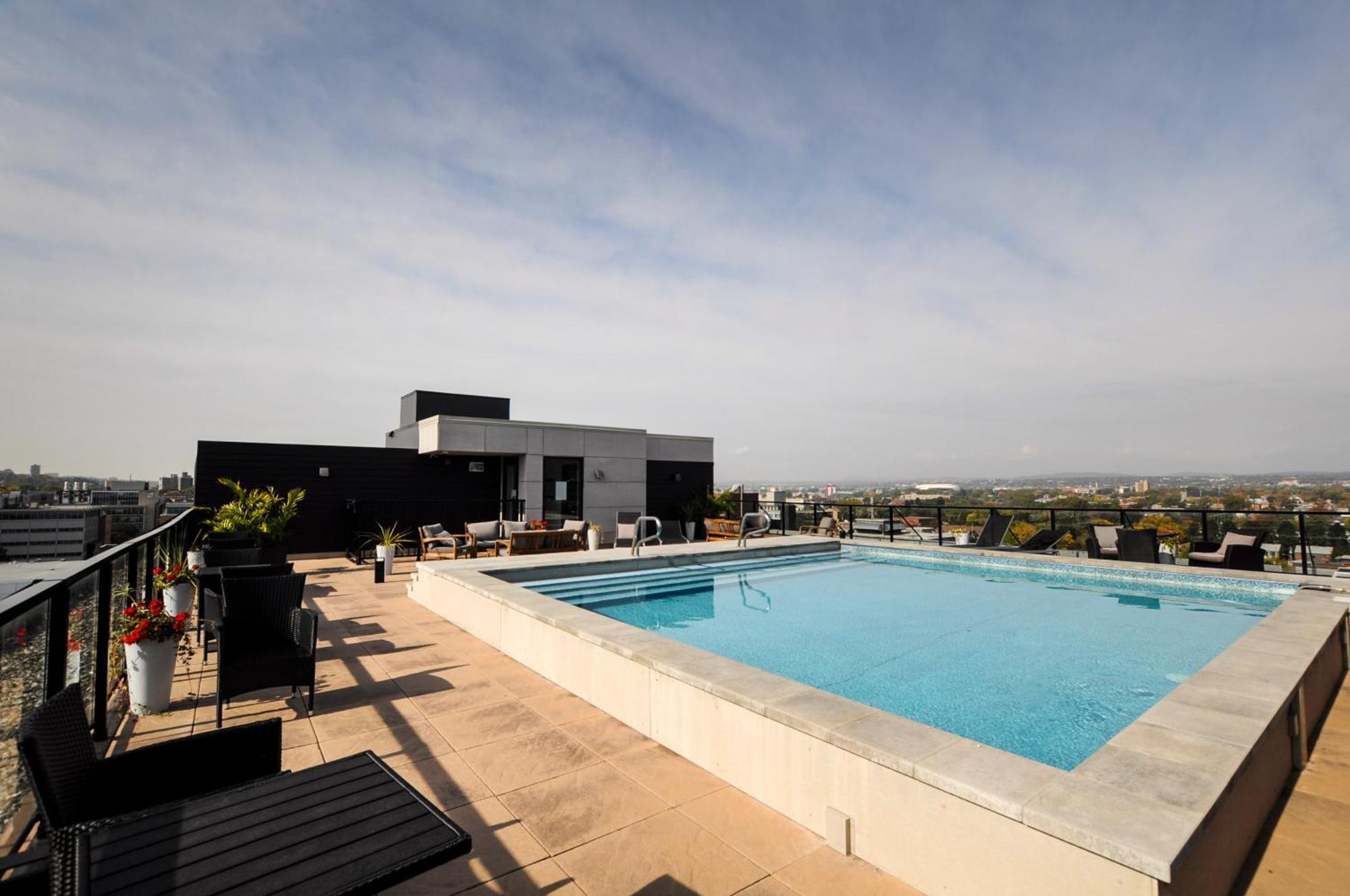 Appartement Le Rustique, Chic En Ville, Bbq/ Piscine *